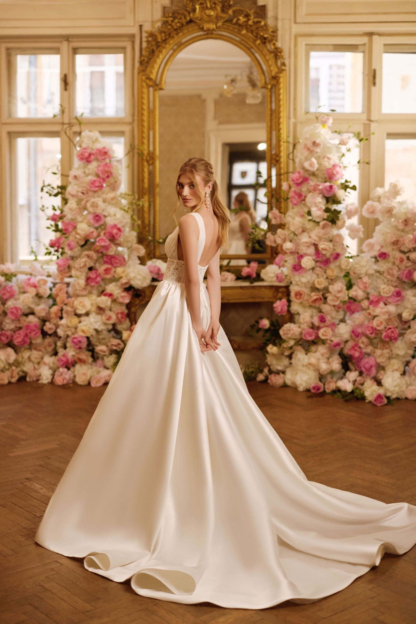 KatrnFAVORboutique-Satin wedding dress with lace Long reception dresses