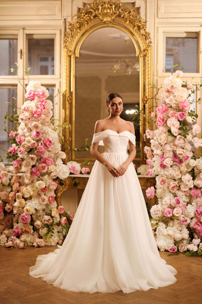 KatrinFAVORboutique-Simple white wedding gown Marriage vow renewal dresses