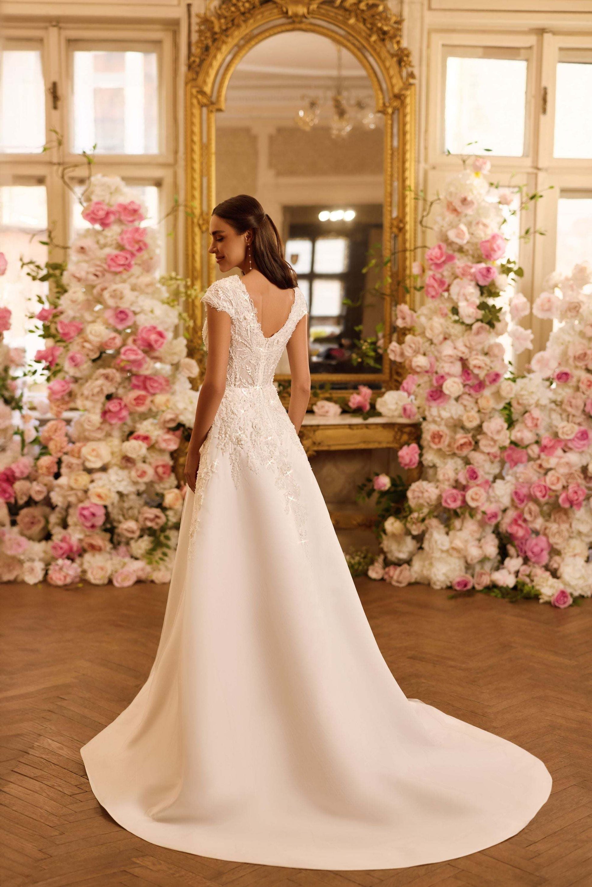 KatrinFAVORboutique-V neck wedding dress with lace Latest wedding attire