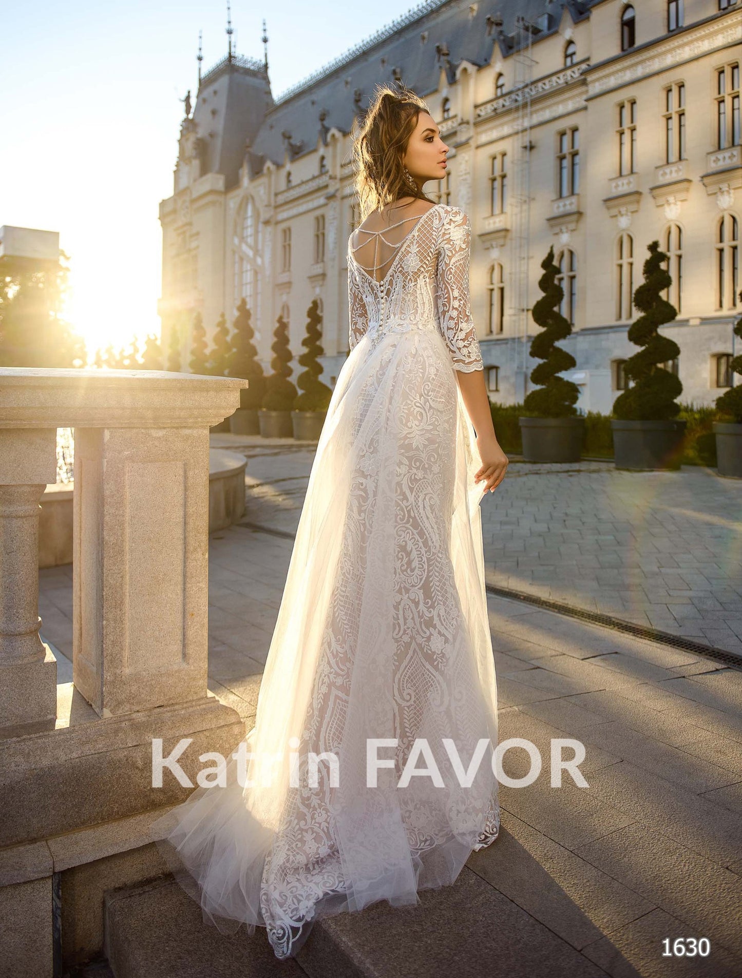 KatrinFAVORboutique-Two piece lace wedding dress