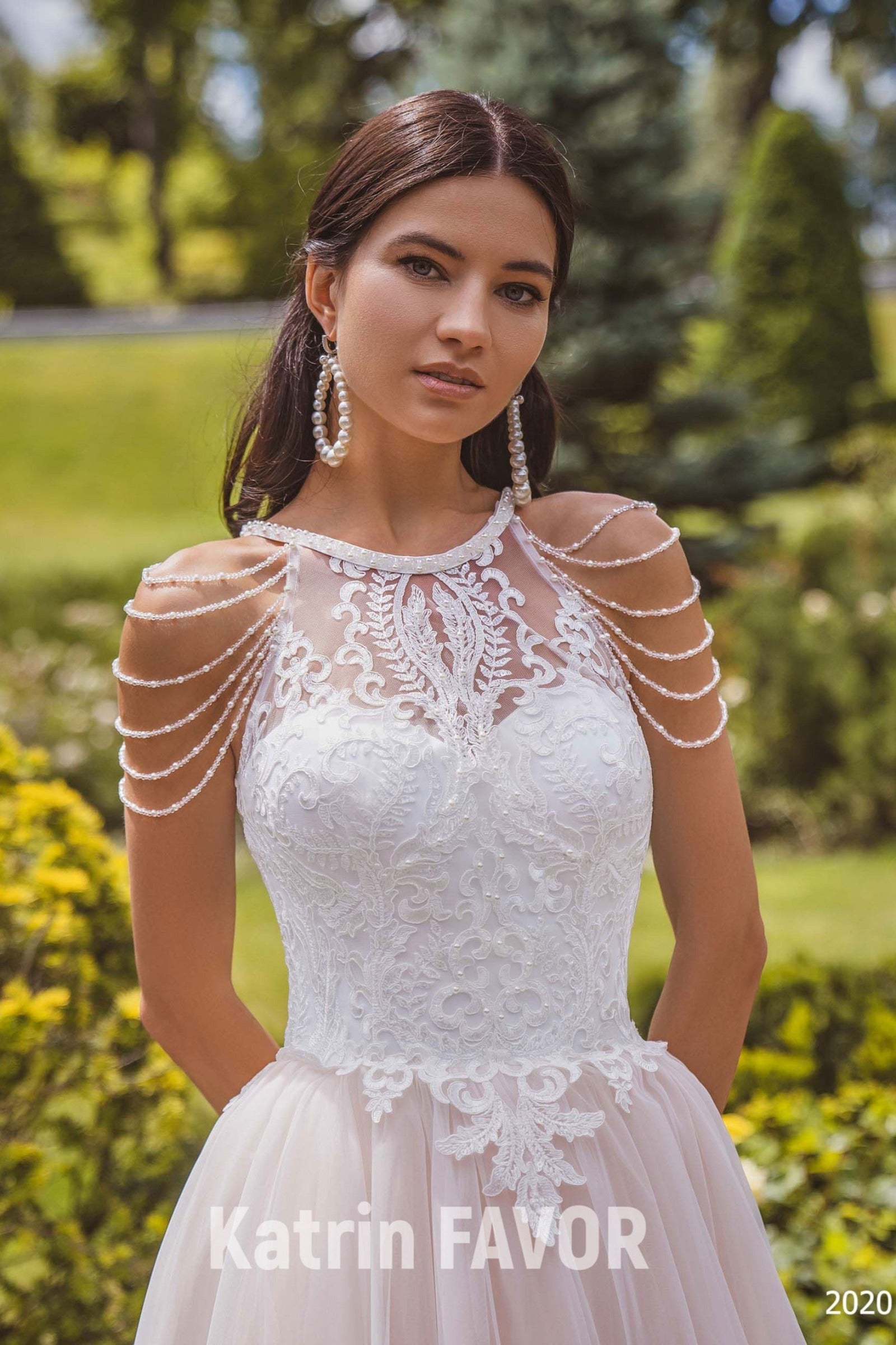 KatrinFAVORboutique-Long sleeve modest wedding dress
