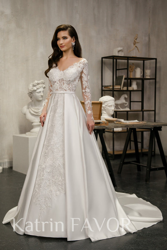 KatrinFAVORboutique-Long sleeve winter wedding dress