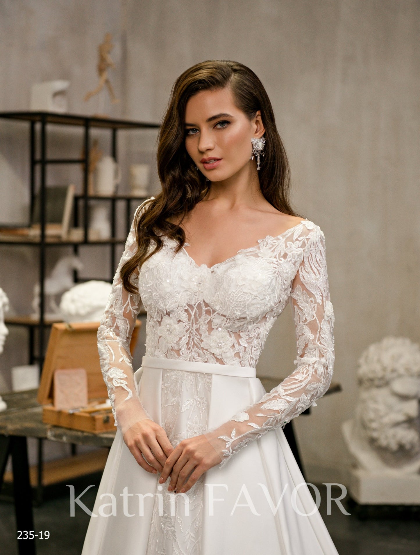 KatrinFAVORboutique-Long sleeve winter wedding dress