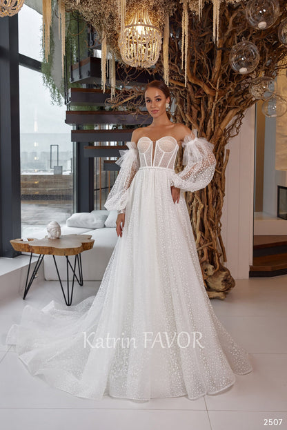 KatrinFAVORboutique-Fairytale wedding dress Puff sleeve wedding dress