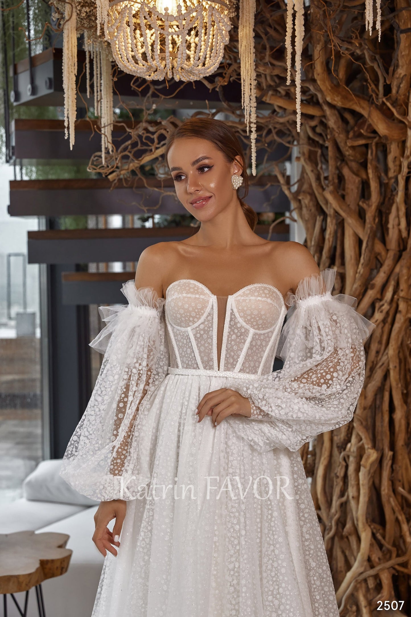 KatrinFAVORboutique-Fairytale wedding dress Puff sleeve wedding dress