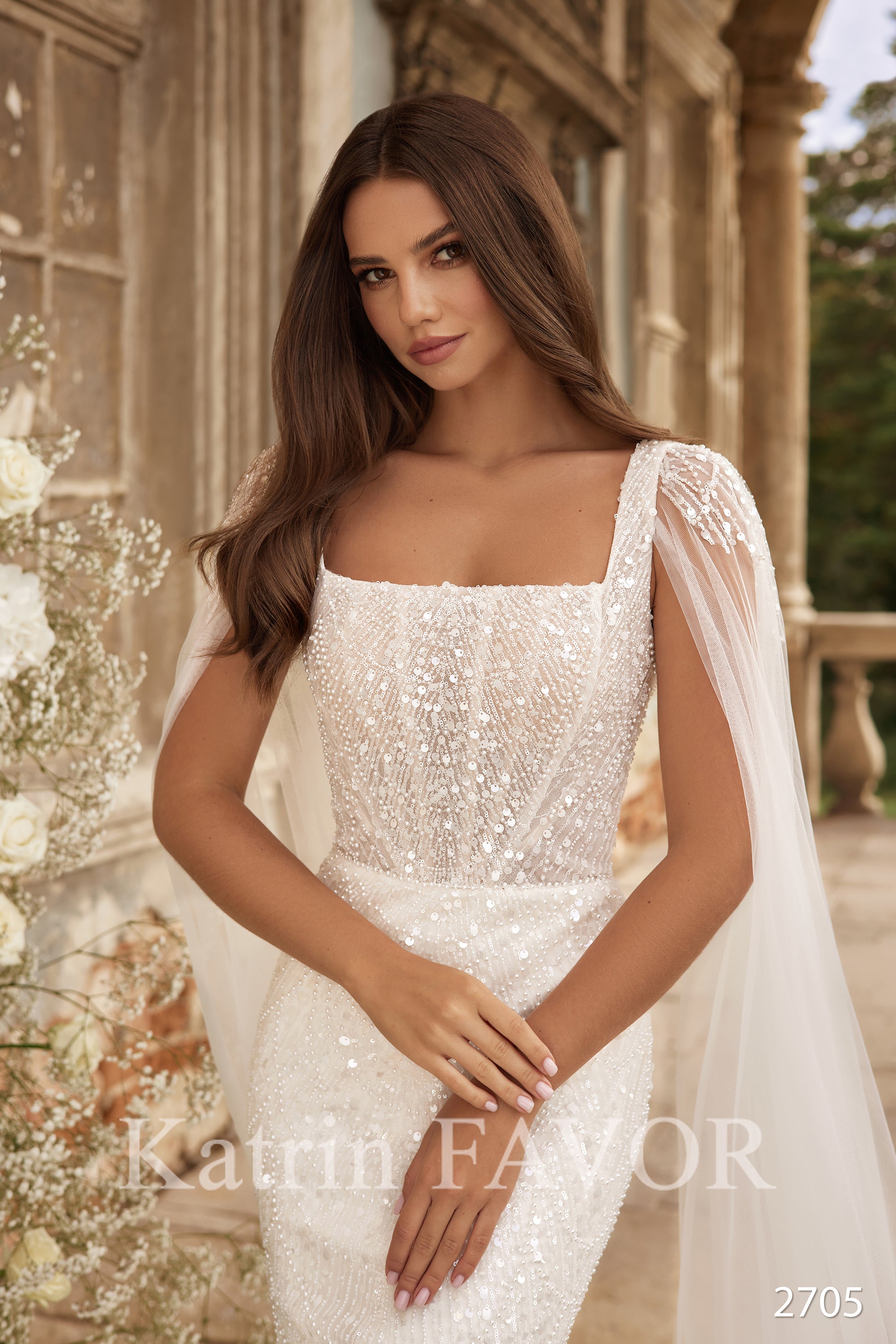 Tulle cape embroidered fitted wedding dress