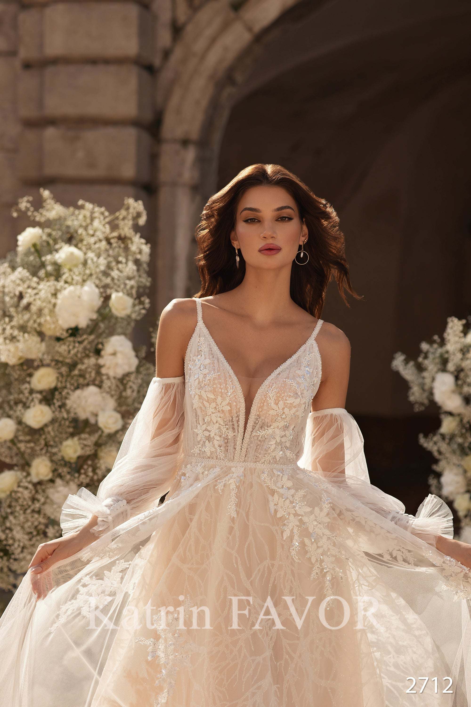 Detachable wedding dress online