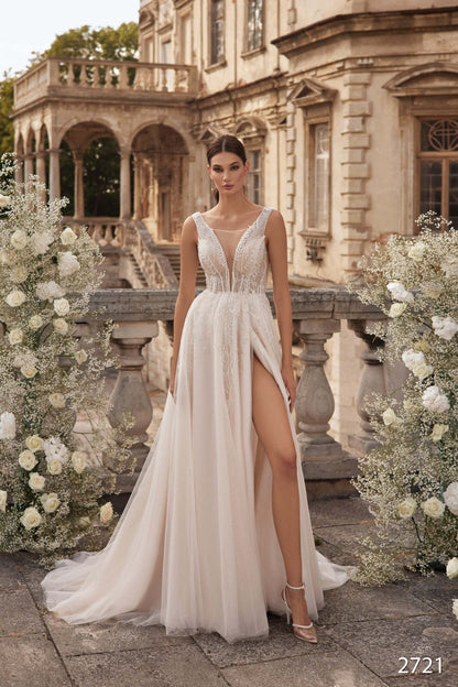 beach blush wedding dress Blush Tulle wedding dress with Lace Applique - Custom Made for Summer Beach and Quinceanera