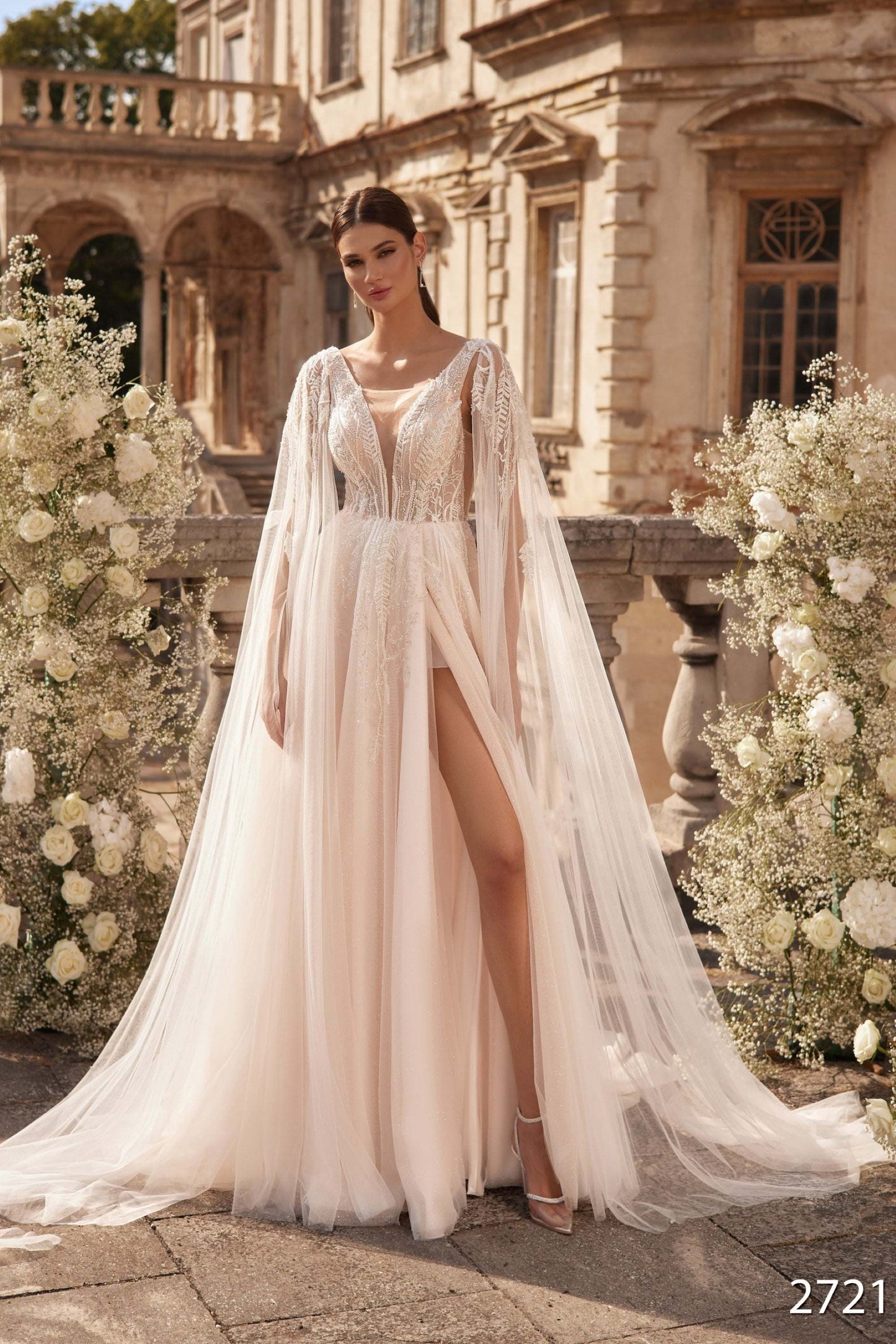 Goddess tulle cape wedding dress 8 US / Blush Goddess tulle cape wedding dress 8 US / Blush