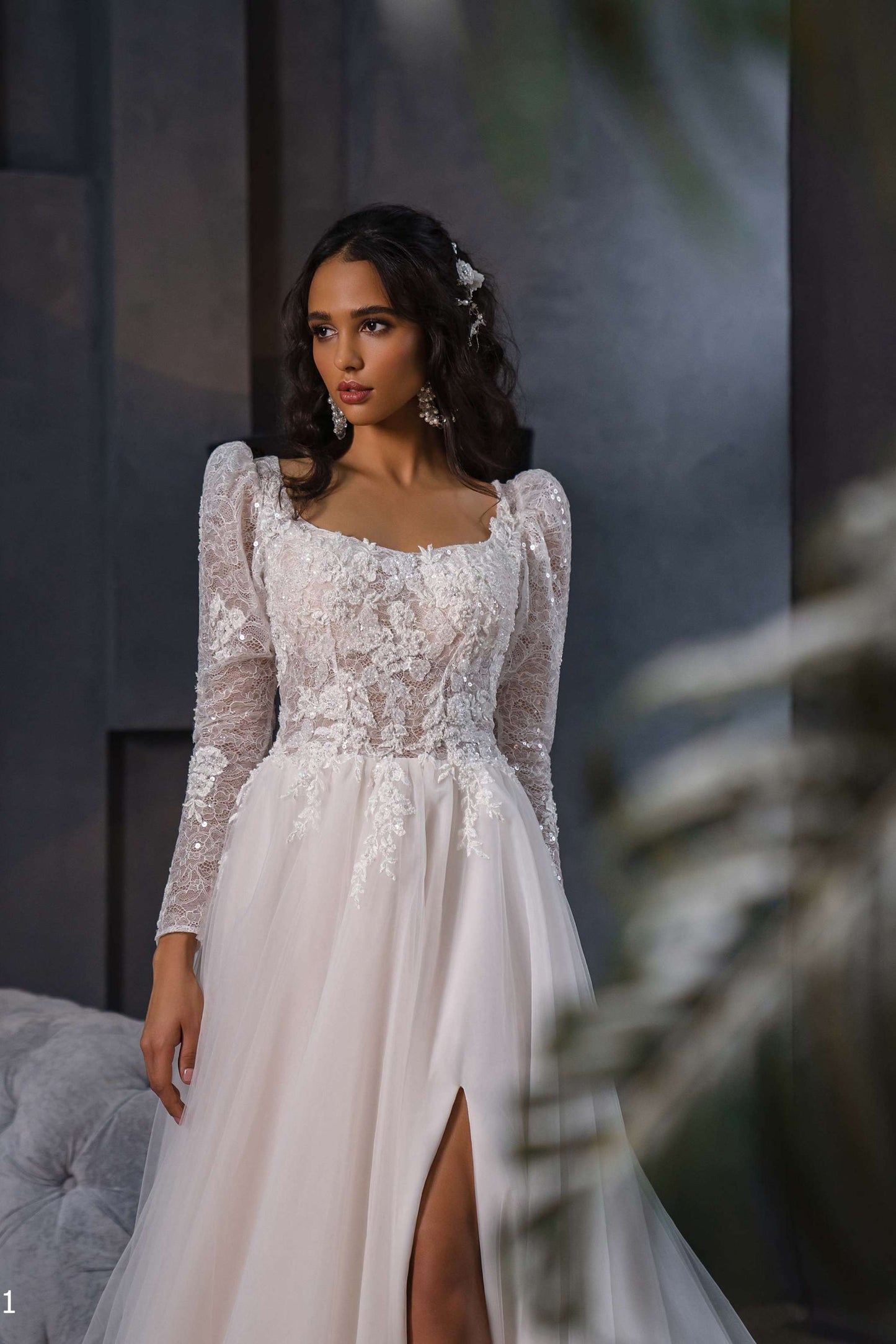 KatrinFAVORboutique-Wedding outfit with sleeves Modern bridal designers 