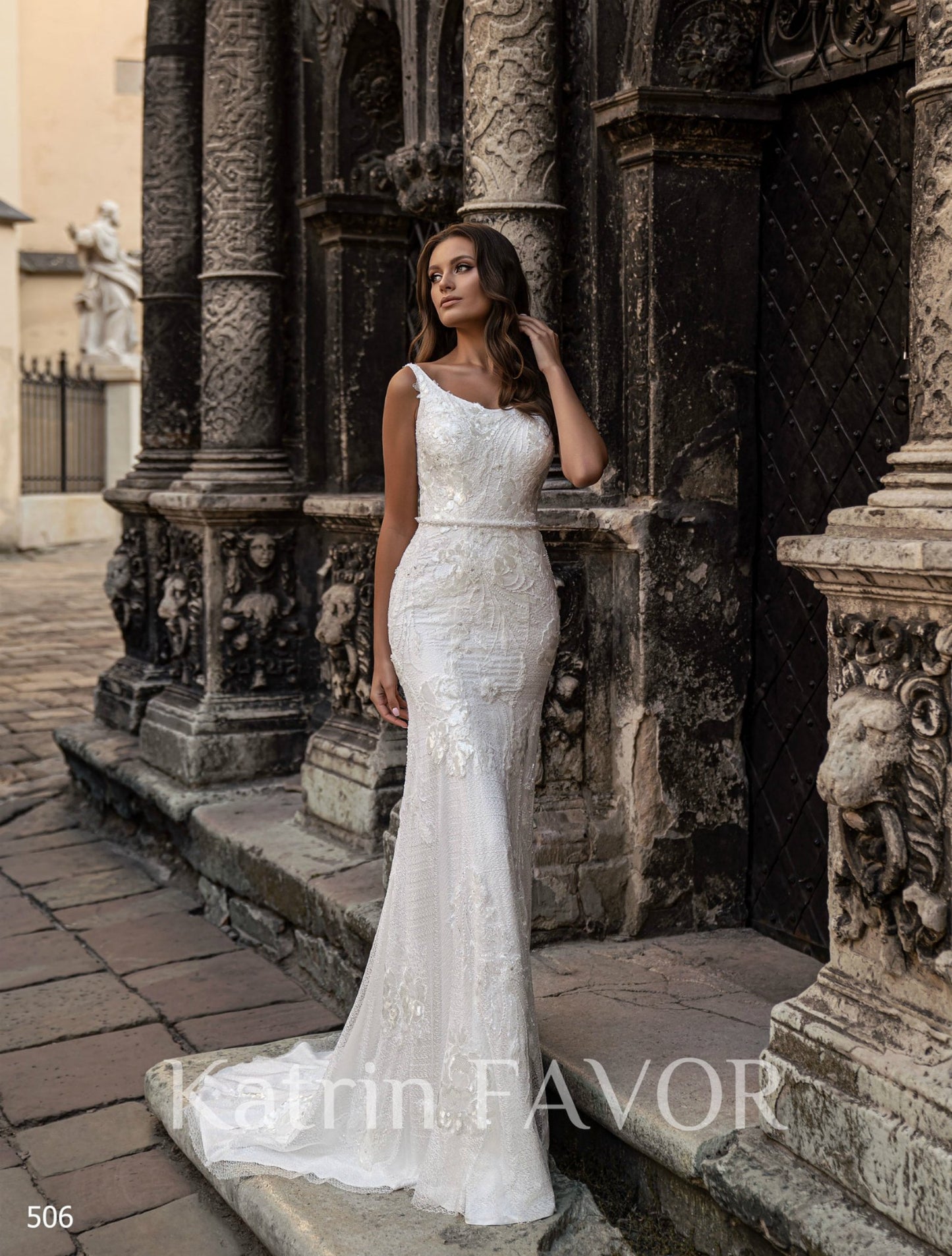 KatrinFAVORboutique-Backless wedding dress Fitted lace mermaid wedding dress