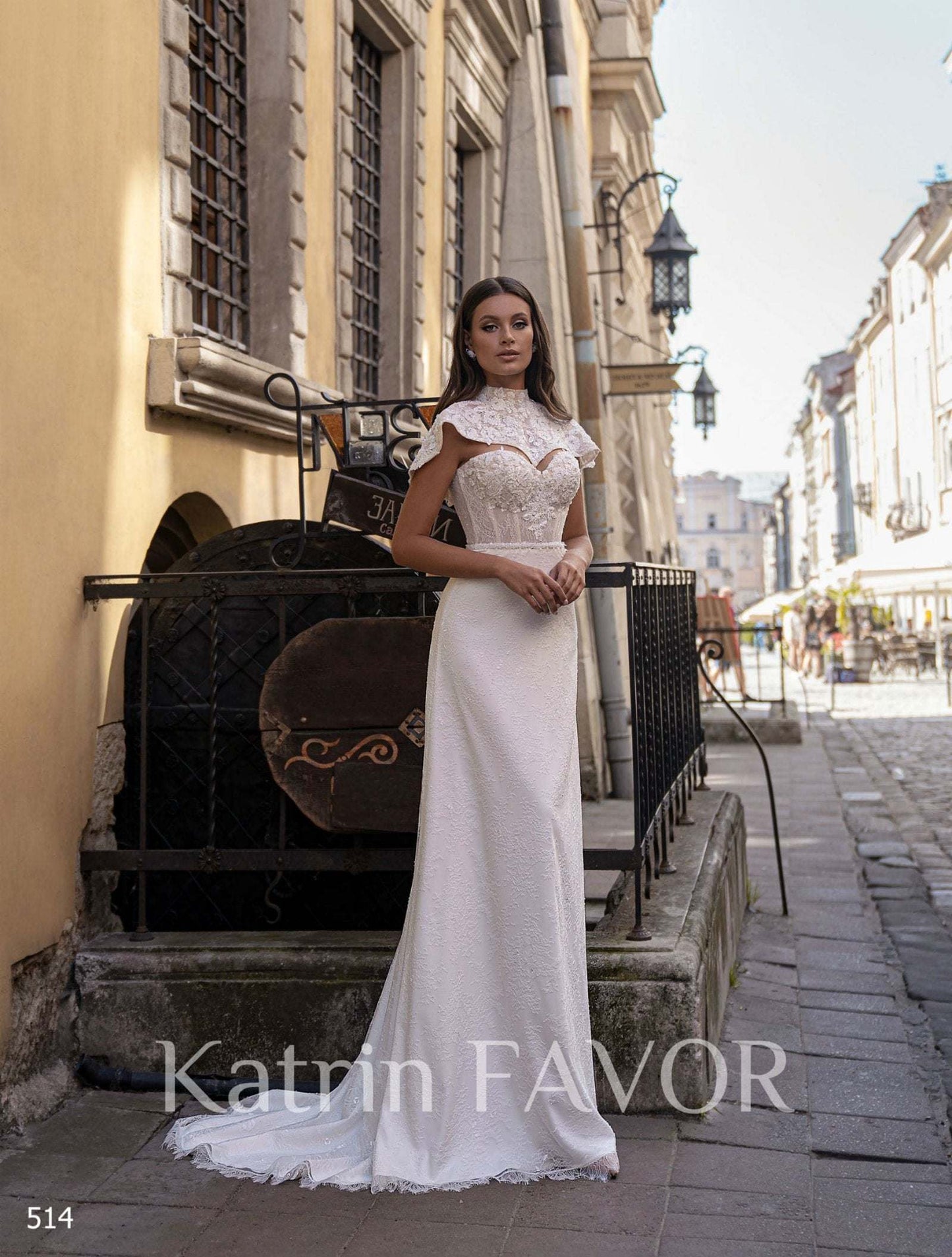 KatrinFAVORboutique-Fitted corset wedding dress Unique wedding attire