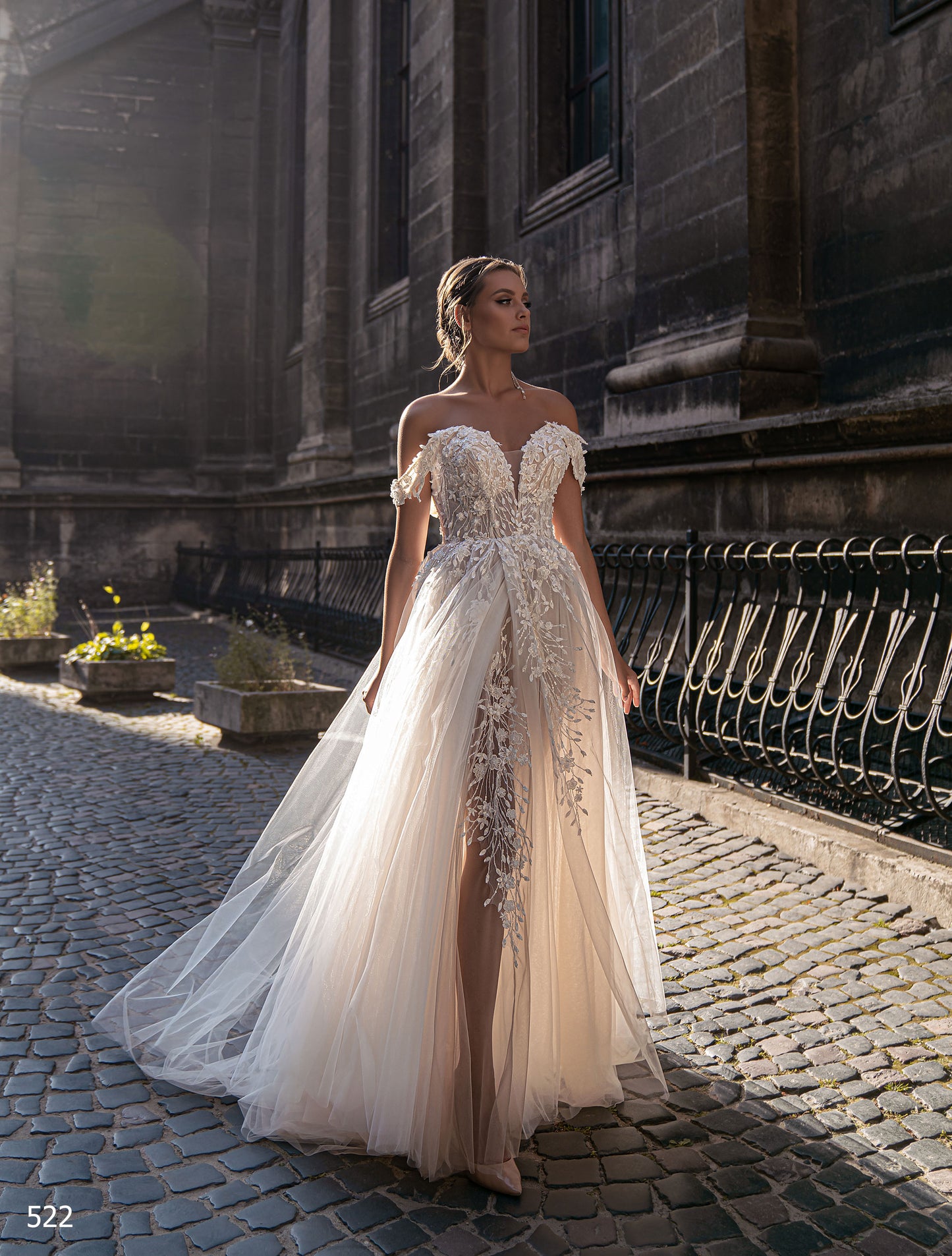 KatrinFAVORboutique-Bohemian maternity wedding dress Tulle cape wedding