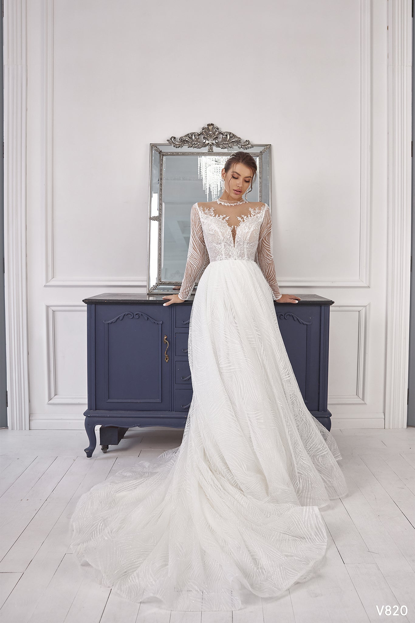 Long sleeve white dress wedding Gowns for winter wedding