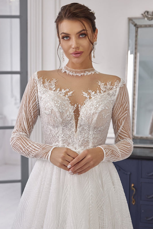 Long sleeve white dress wedding Gowns for winter wedding