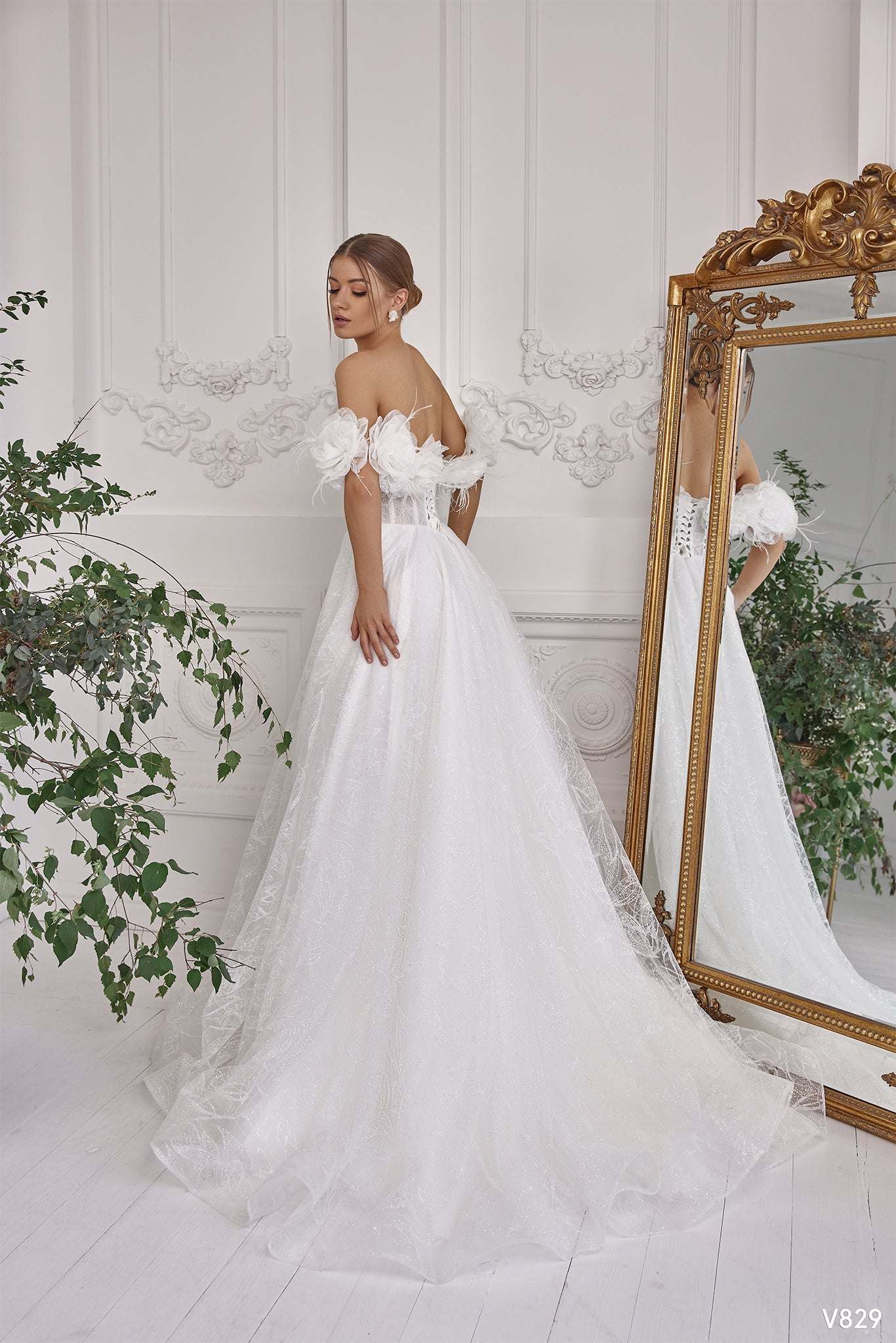 KatrinFAVORboutique-Sparkly a line wedding dress Unique wedding dresses
