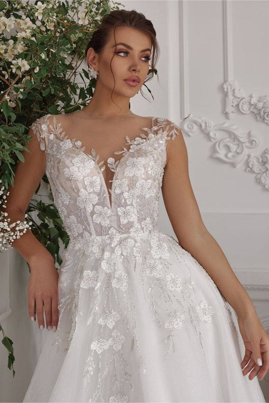 KatrinFAVORboutique-Wedding dress floral White sparkly wedding dress