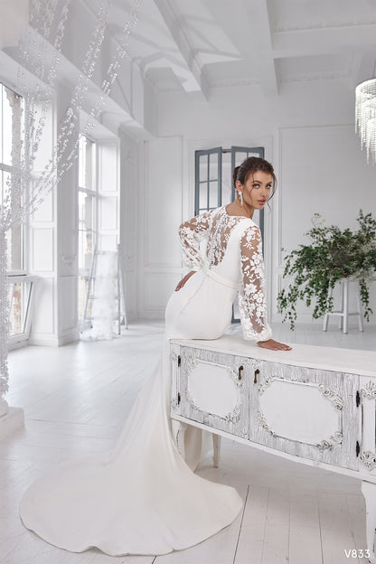 Long lace sleeve wedding gown Fitted wedding dresses