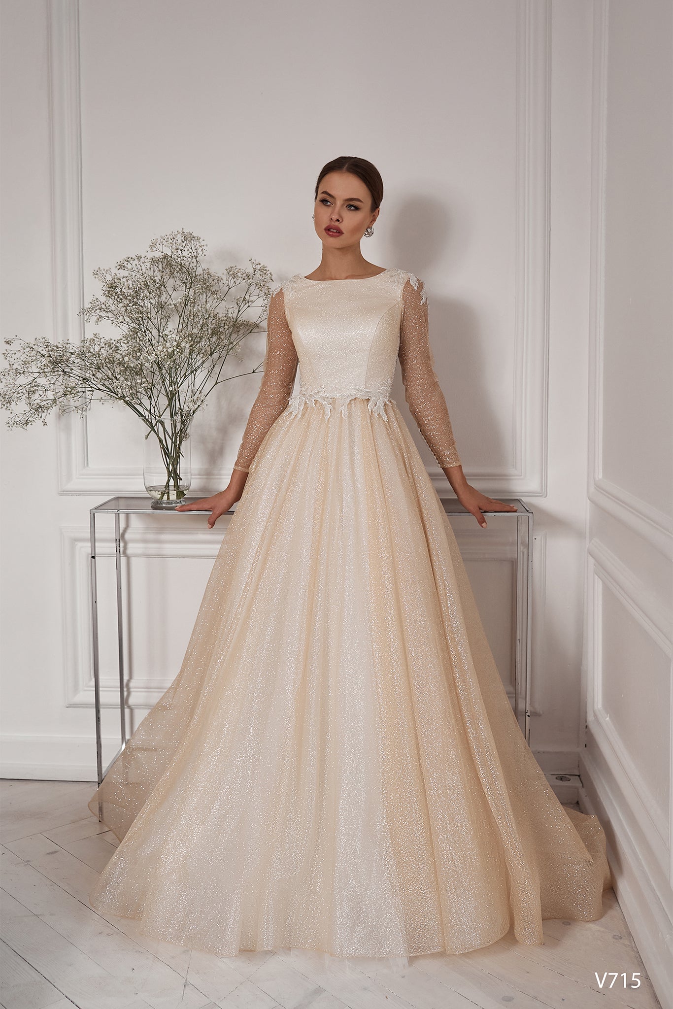 KatrinFAVORboutique-Open back wedding dress Sparkle wedding dress