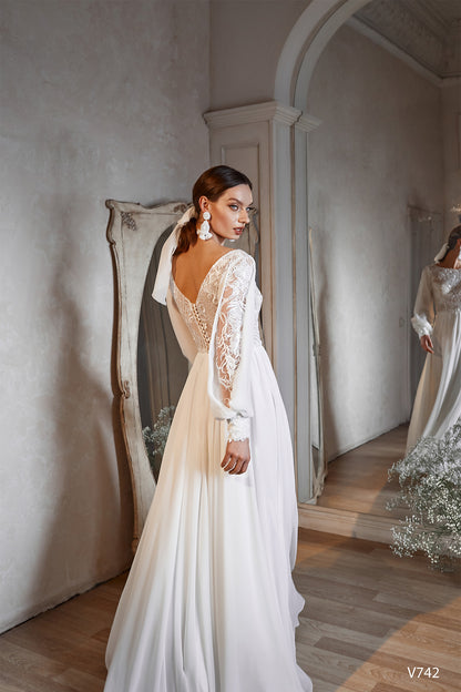 Chiffon wedding dress with sleeves | Wedding flowy dress | KatrinFAVOR