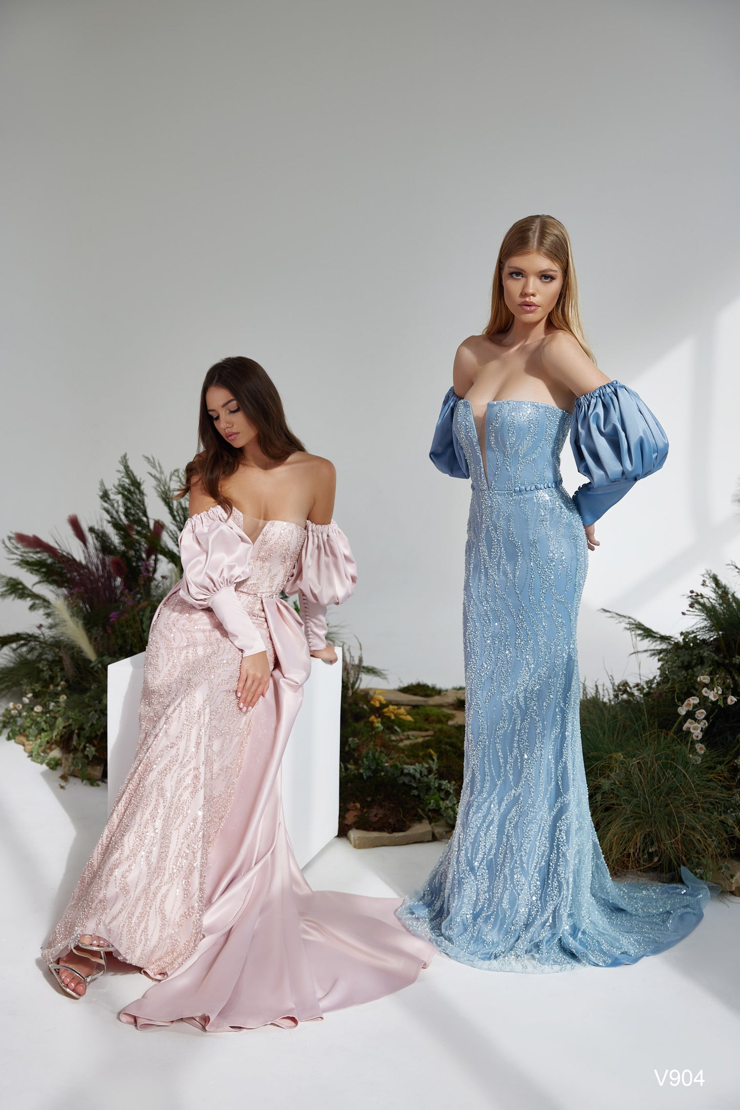 Long lace dress Dress with detachable train