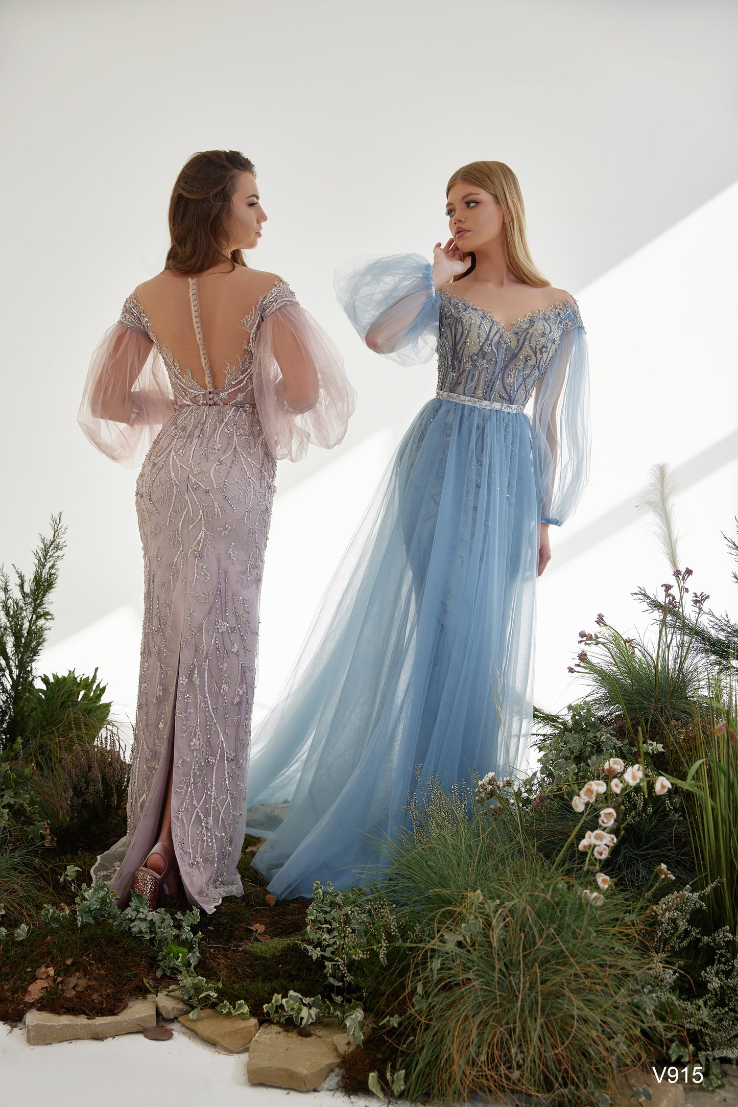 Puff sleeve formal dress Non conventional wedding dresses