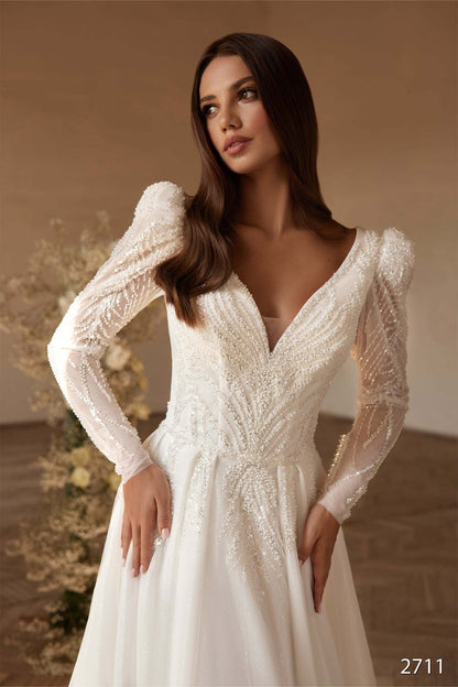 Long sleeve dress for winter wedding | Christian bridal | KatrinFAVOR Katrin FAVOR boutique Long sleeve dress for winter wedding | Christian bridal | KatrinFAVOR Katrin FAVOR boutique