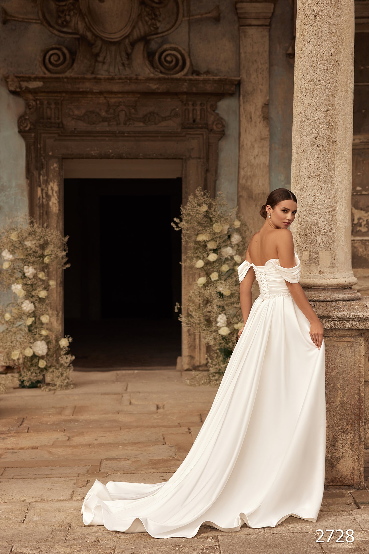 Two piece sheath wedding dress