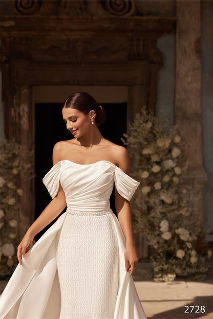 Two piece sheath wedding dress