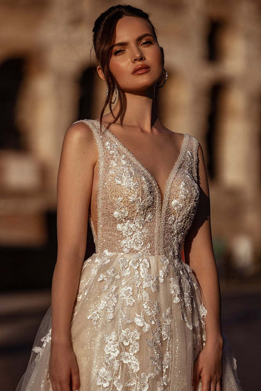 KatrinFAVORboutique-Beach style wedding dress Blushing bride Sparkly wedding gown