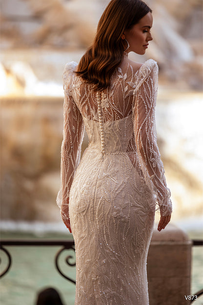 Elegant wedding dresses with high neck and long sleeves