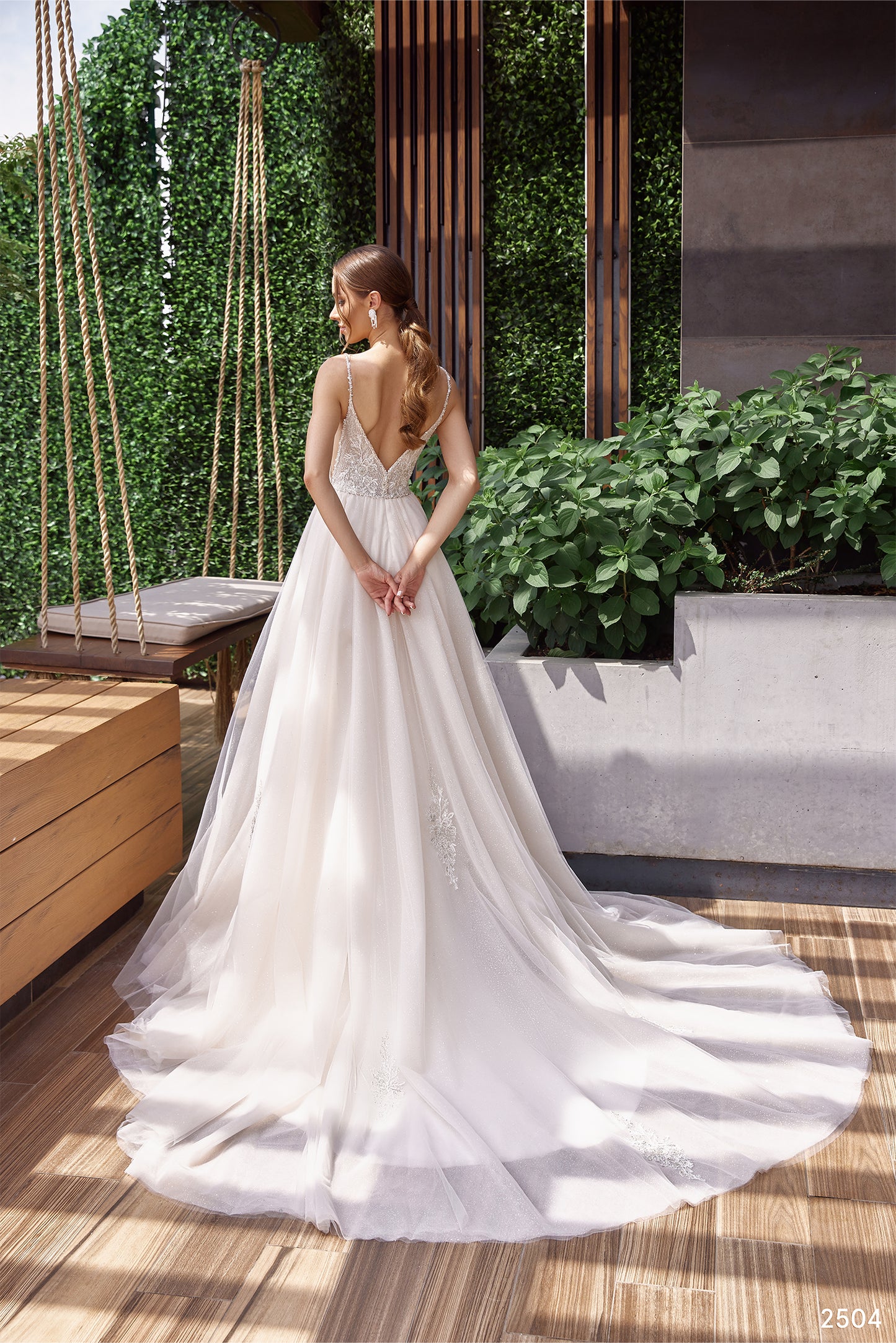 Beachside wedding dress High slit wedding dress