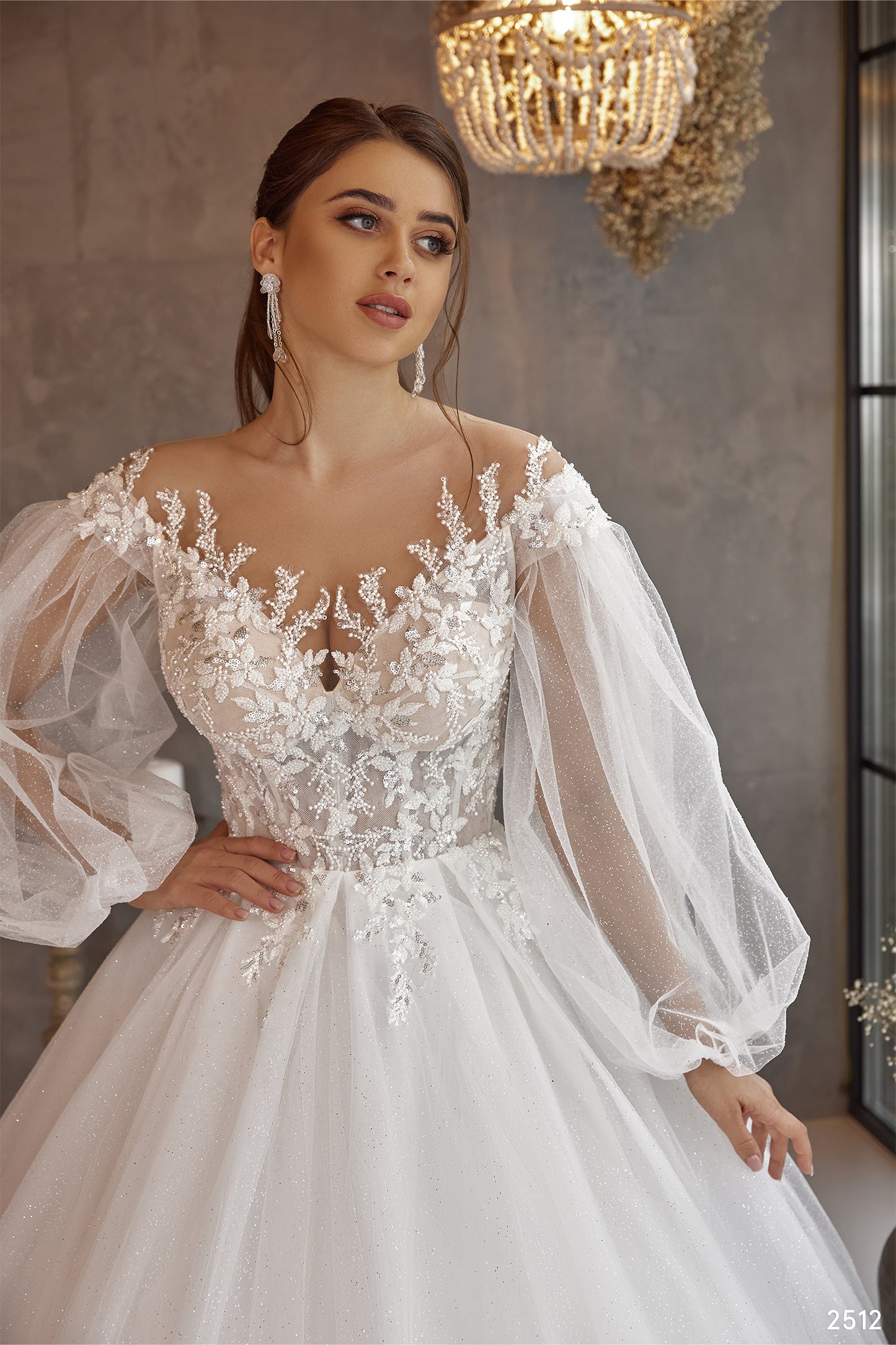KatrinFAVORboutique-Wedding dress with balloon sleeves Princess bridals