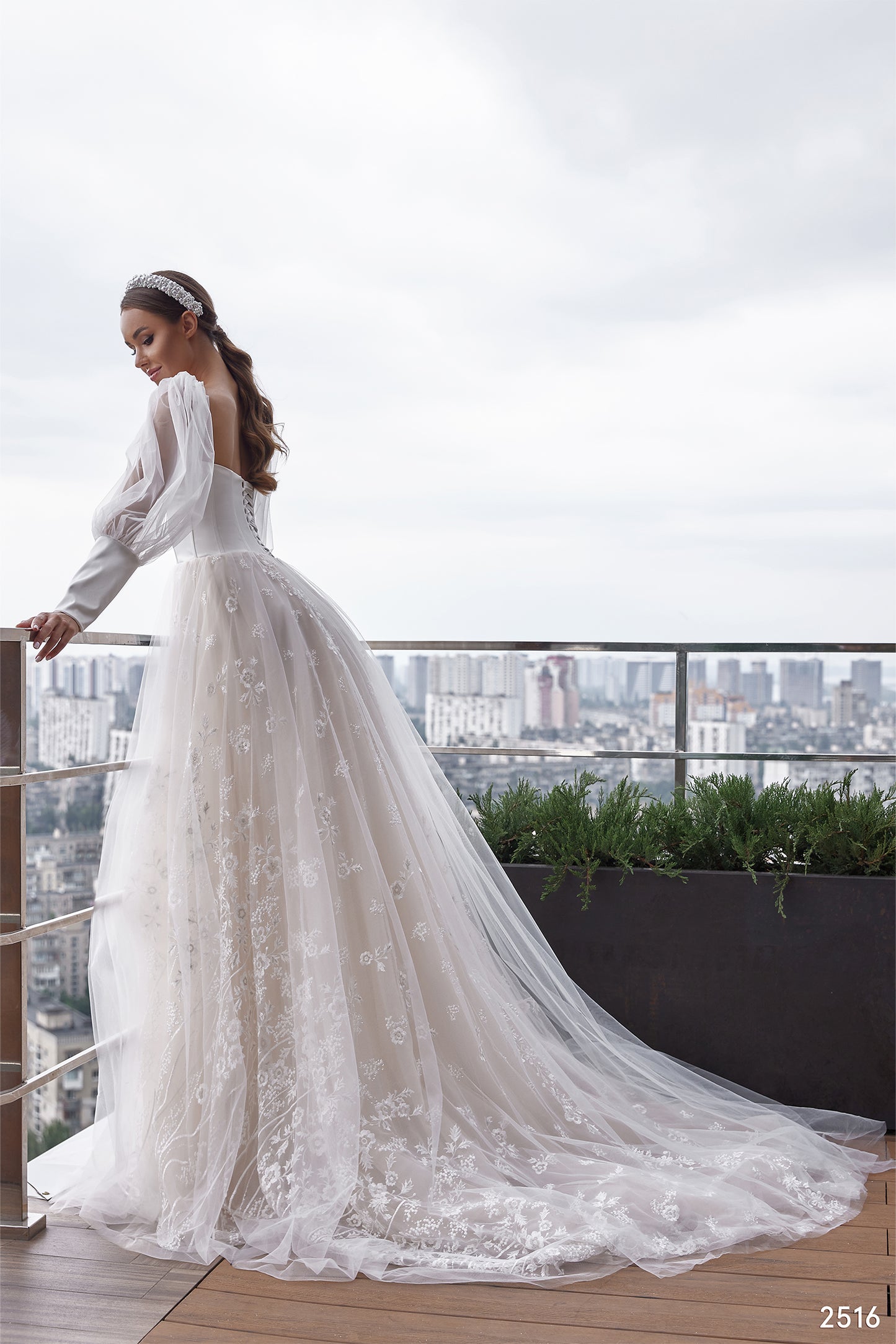 Fairytale wedding dress Puff sleeve wedding gown