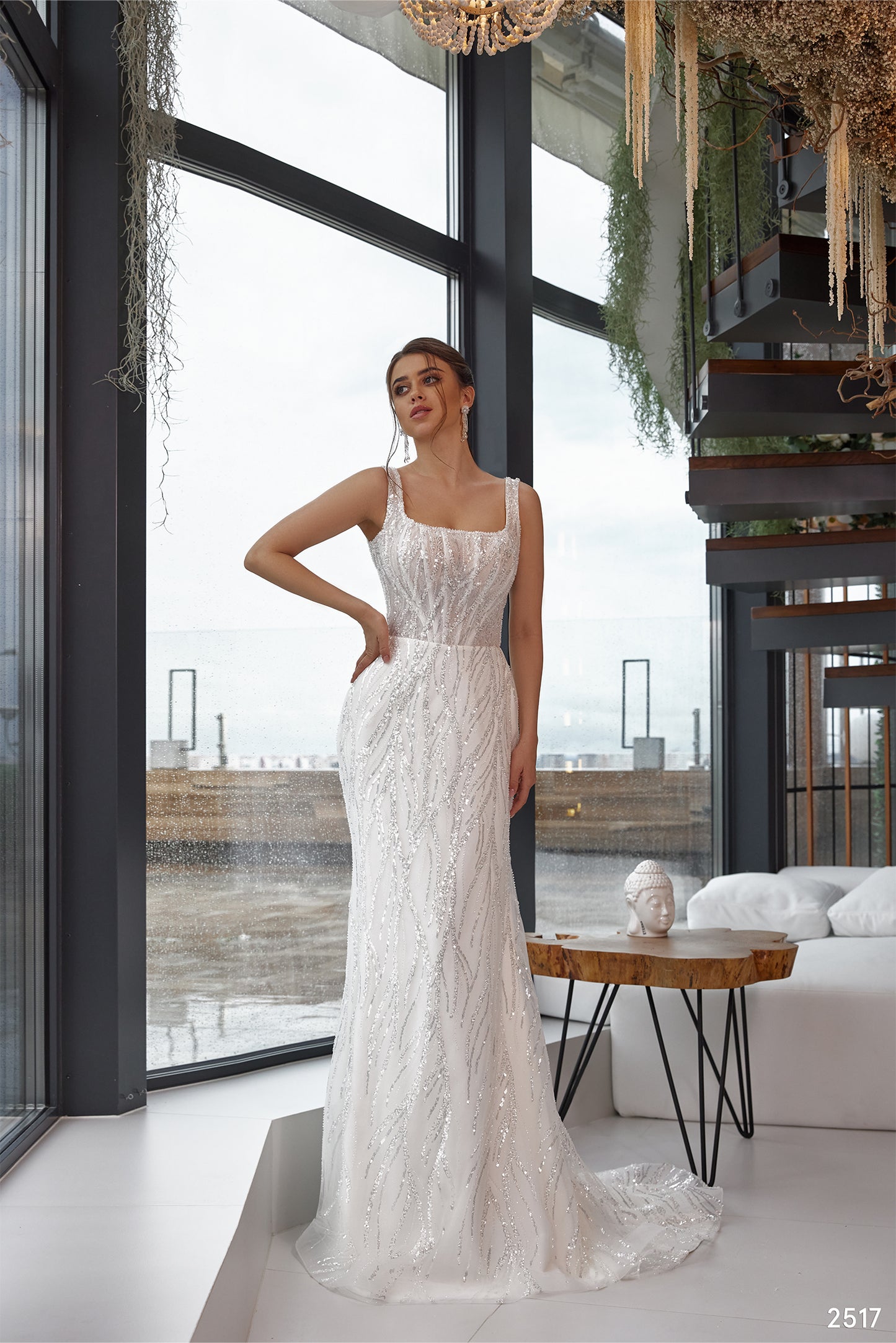 Embroidered sheath 2 in 1 wedding dress