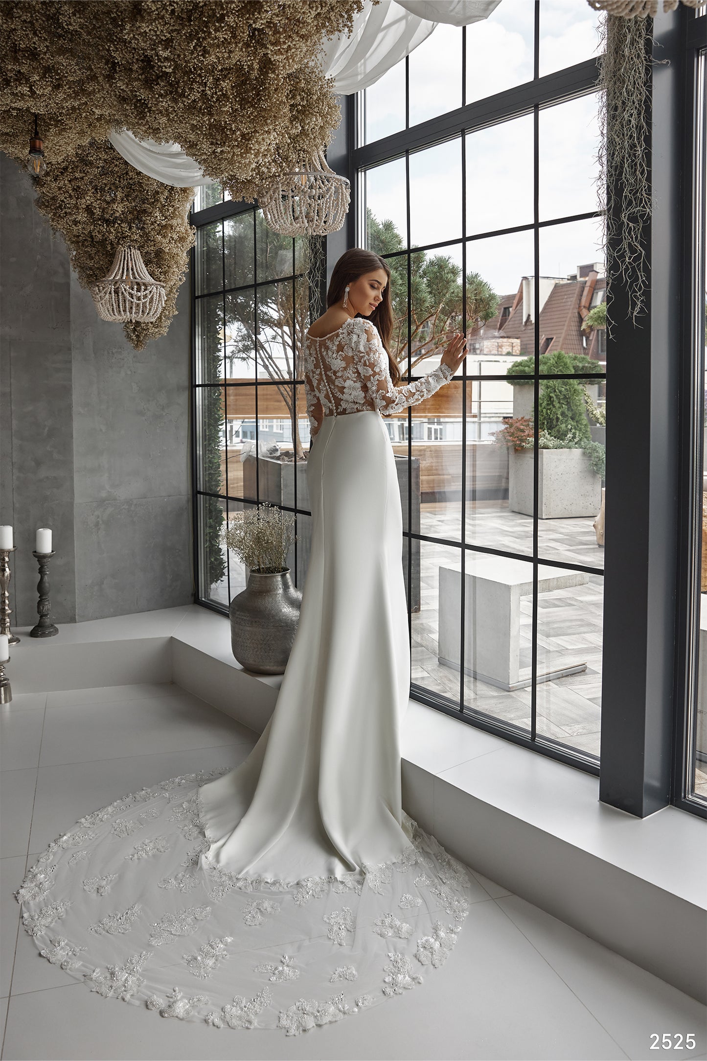 Lace sleeve wedding dress Crepe wedding dress trumpet