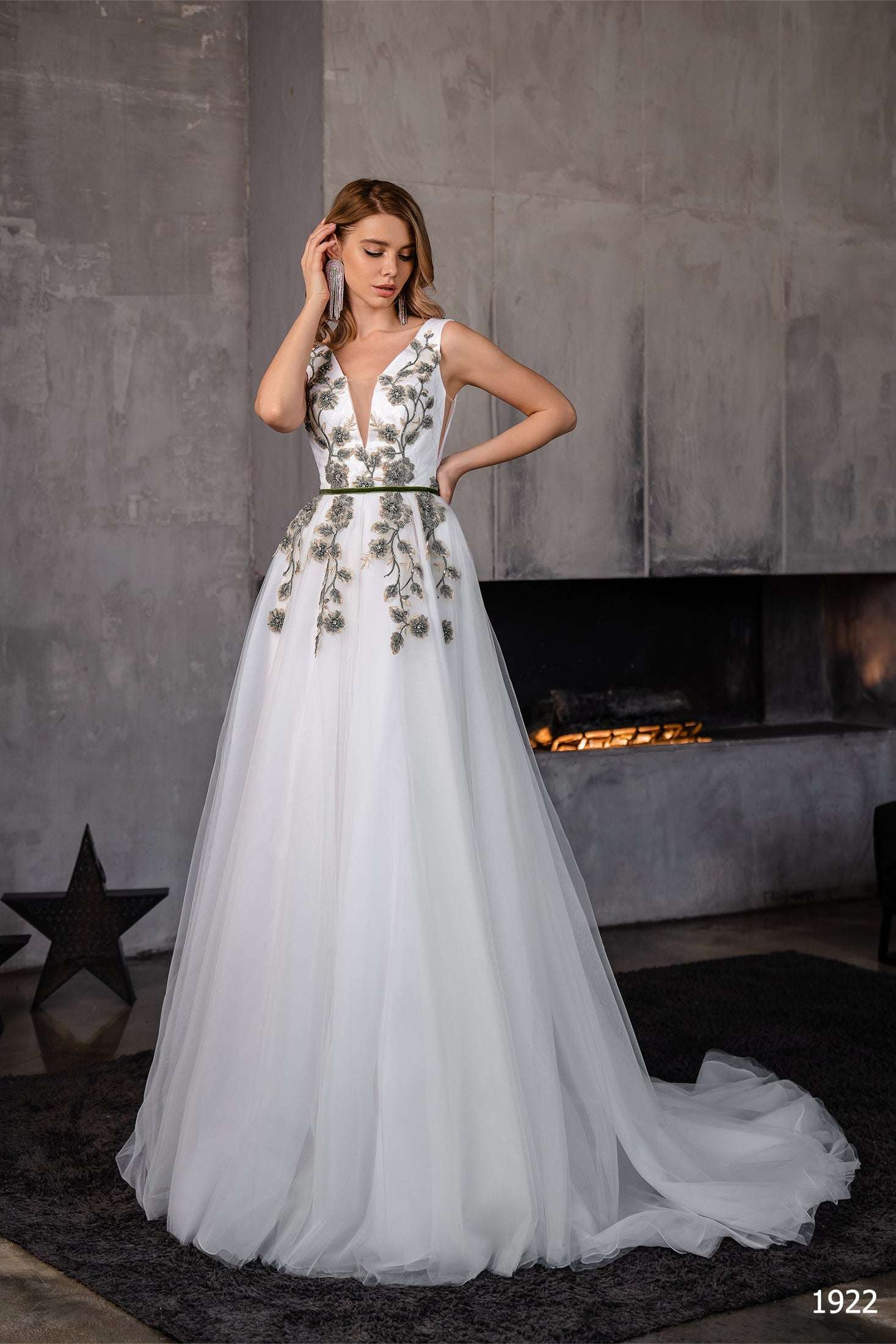 KatrinFAVORboutique-Off white floral dress Top rehearsal dinner dresses