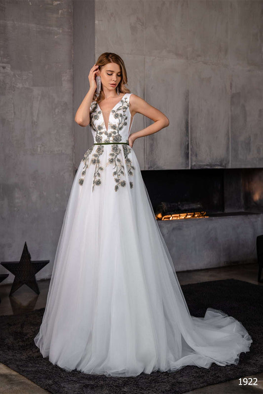 KatrinFAVORboutique-Off white floral dress Top rehearsal dinner dresses