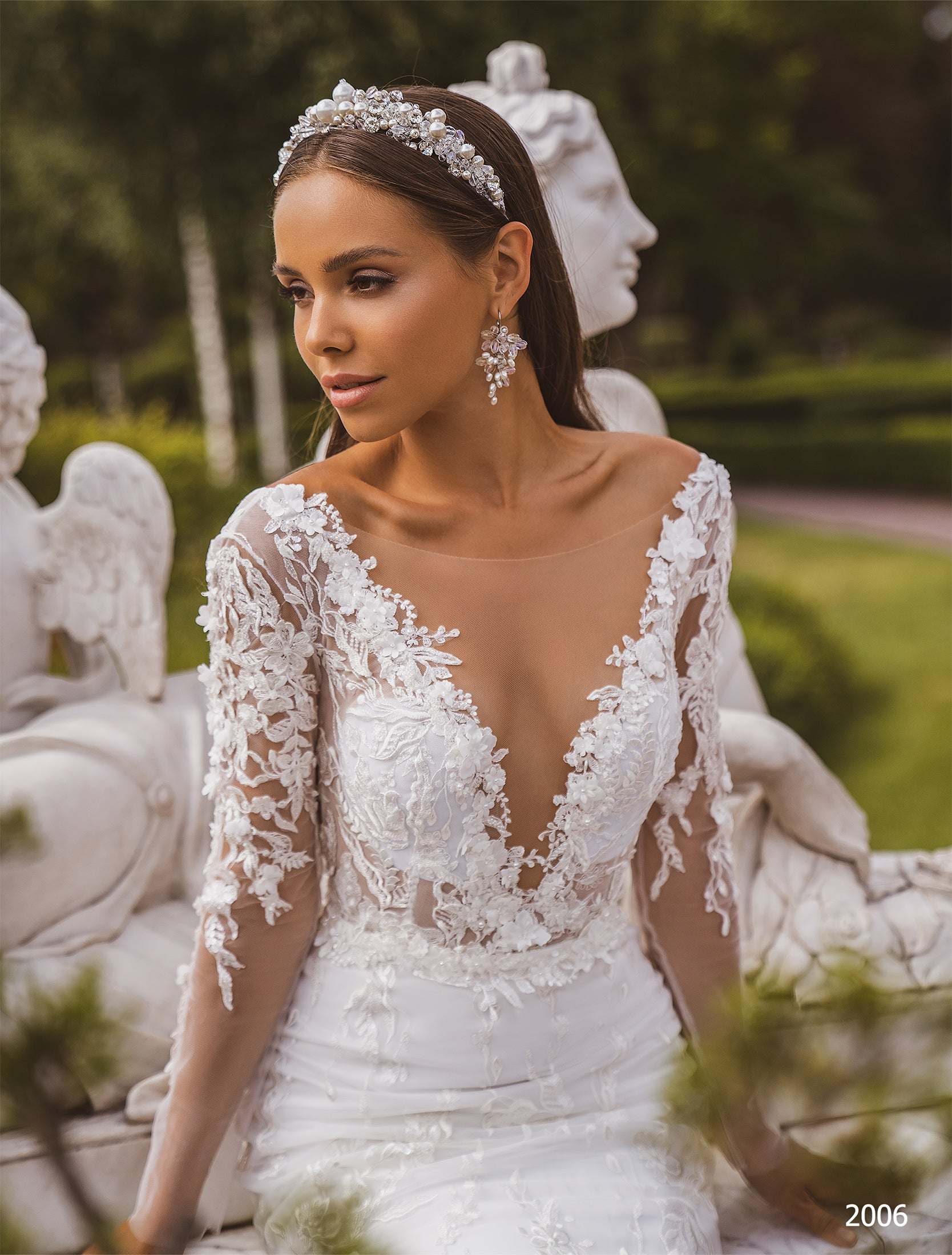 KatrinFAVORboutique-Lace trumpet wedding dress Wedding gowns with sleeves 
