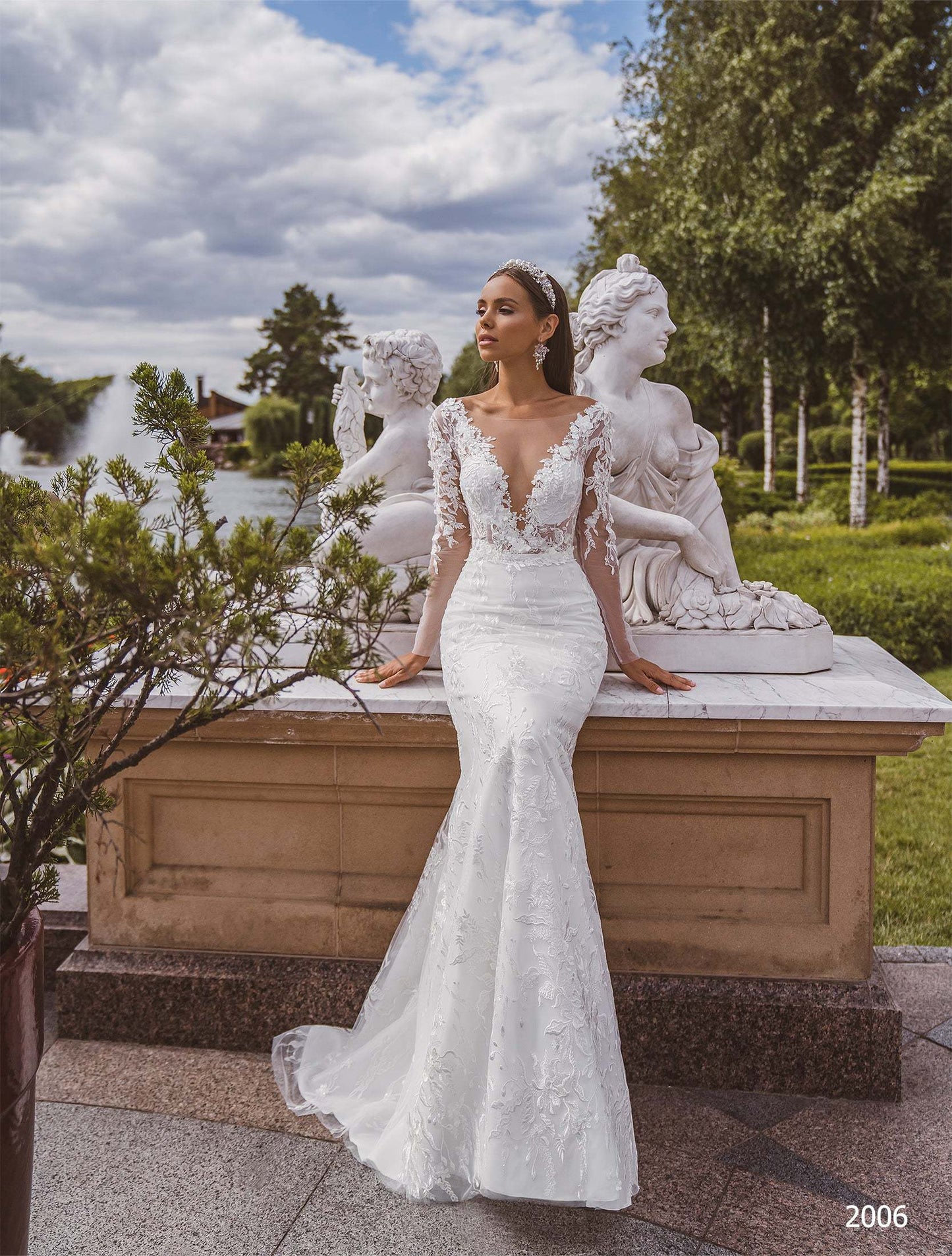 KatrinFAVORboutique-Lace trumpet wedding dress Wedding gowns with sleeves 