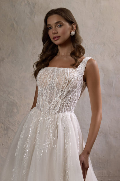 KatrinFAVORboutique-Square neck wedding dresses Wedding attire dresses