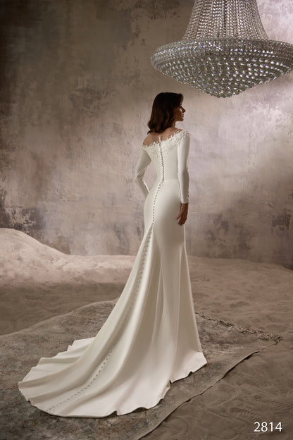 KatrinFAVORboutique-Wedding dress with buttons down the back One shoulder wedding gown