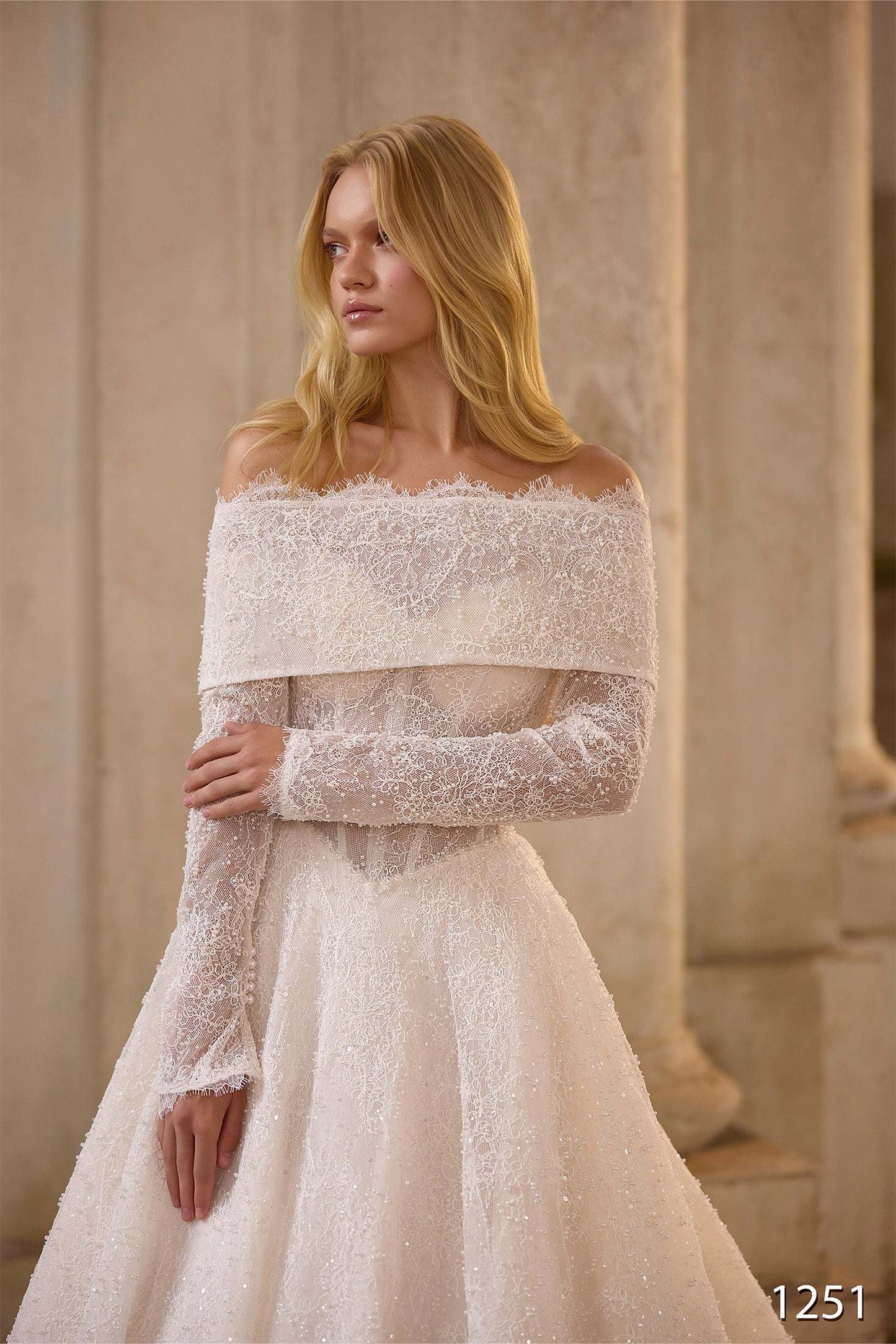 KatrinFAVORboutique-Wedding dress sleeves detachable Heavy reception gowns