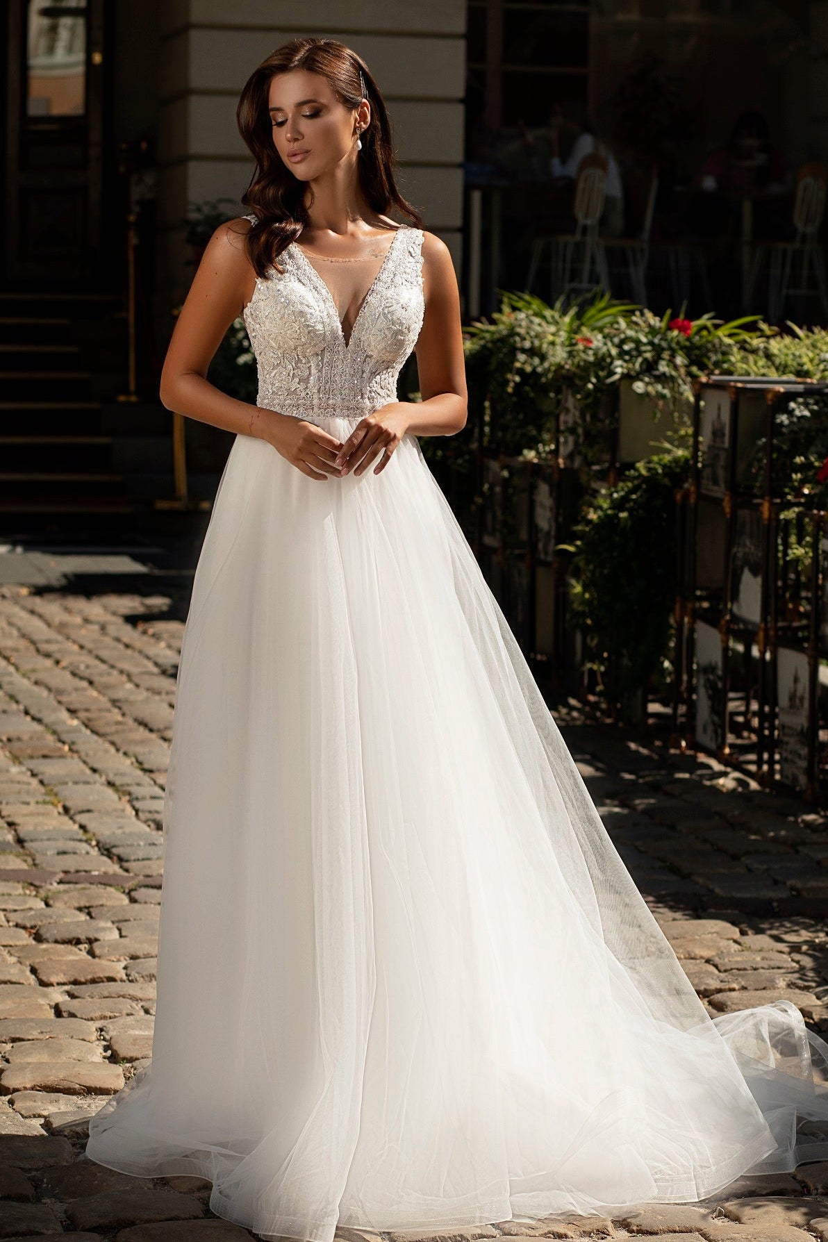 Simple a-line tulle wedding dress