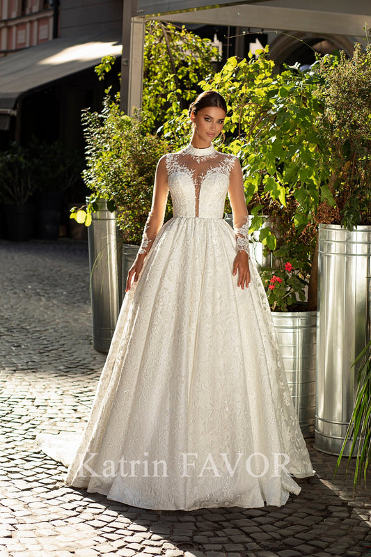 KatrinFAVORboutique-Lace ballgown princess wedding dress