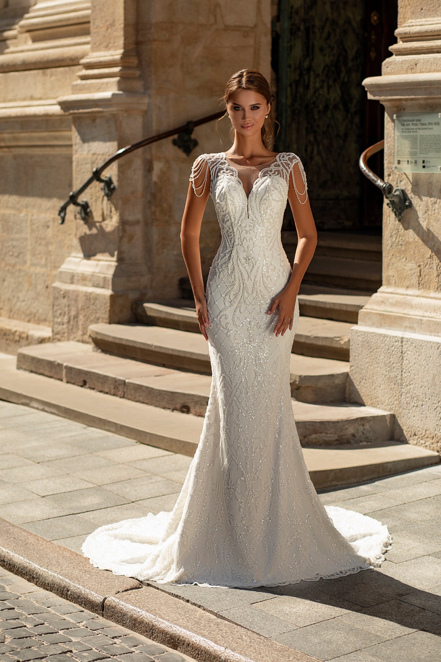 Luxury lace sheath wedding dress