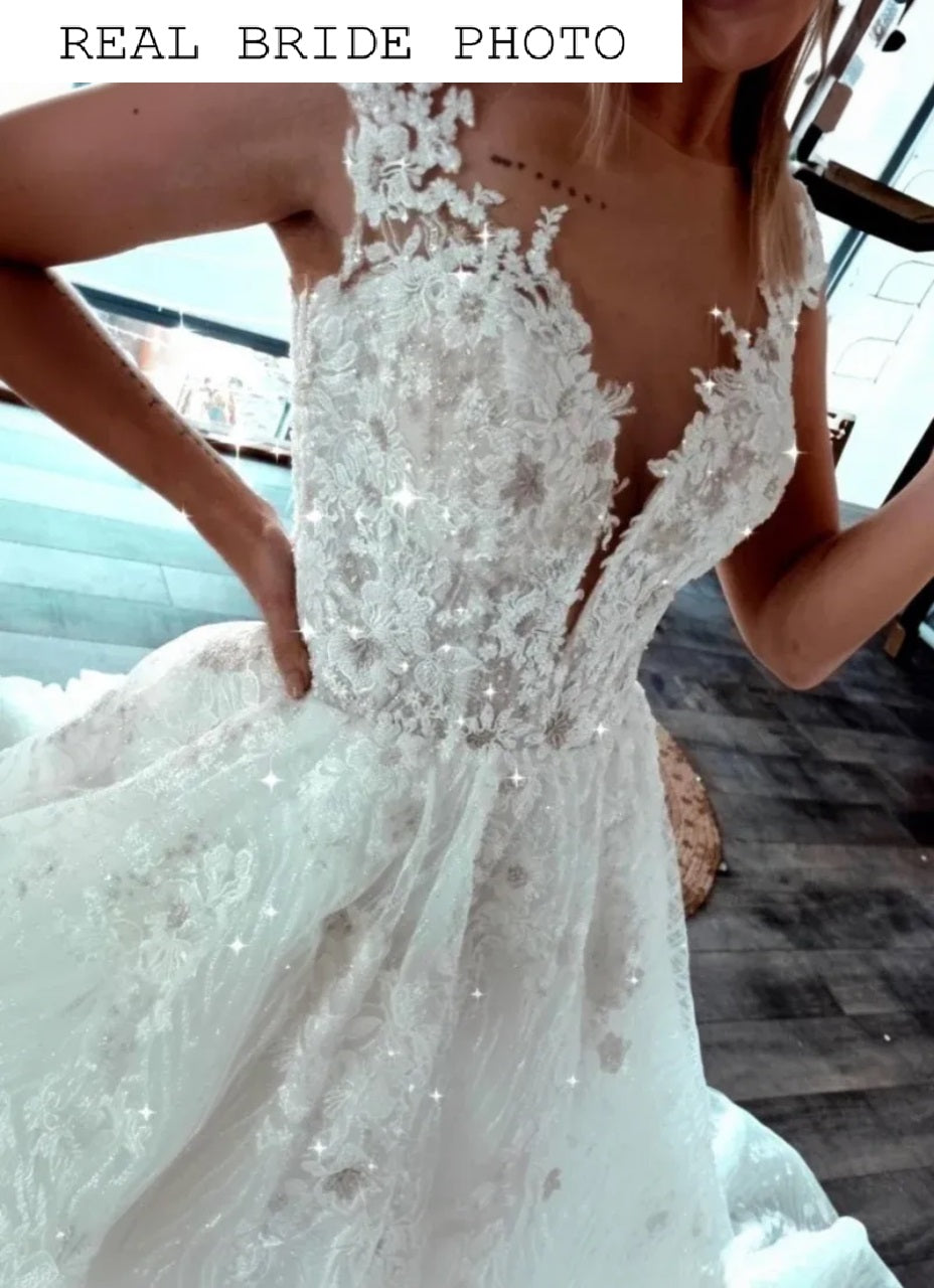 KatrinFAVORboutique-Ball gown wedding dress with flowers Off white bridal 
