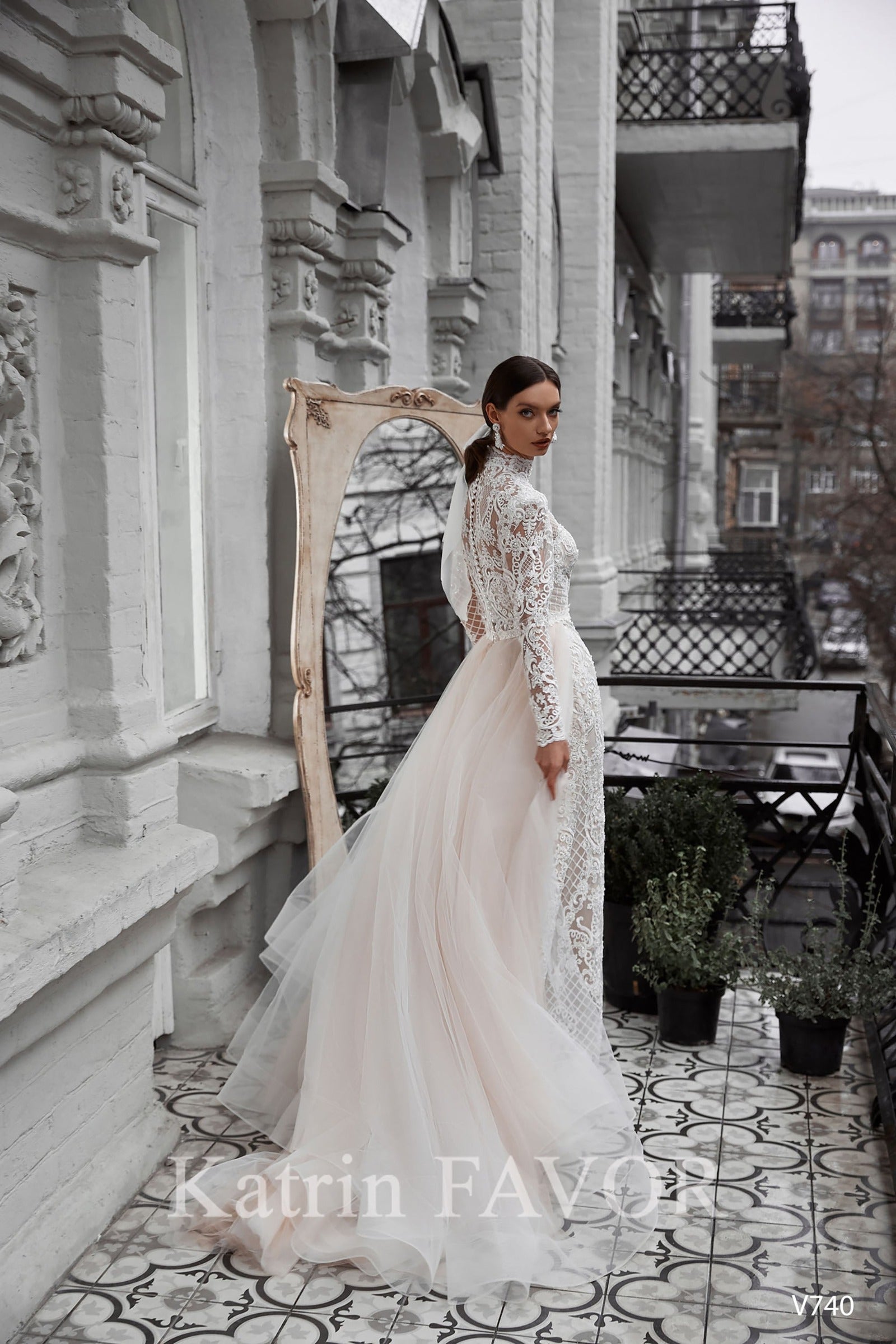 KatrinFAVORboutique-Modest lace wedding dress