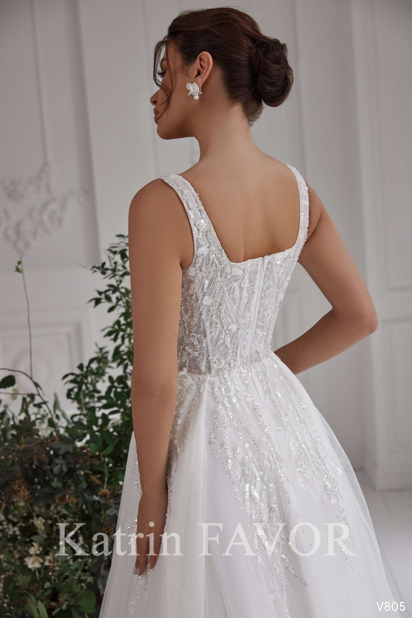 KatrinFAVORboutique-Square neckline wedding dress Embroidered a-line wedding dress