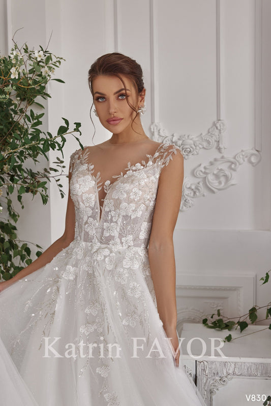 KatrinFAVORboutique-Wedding dress floral White sparkly wedding dress